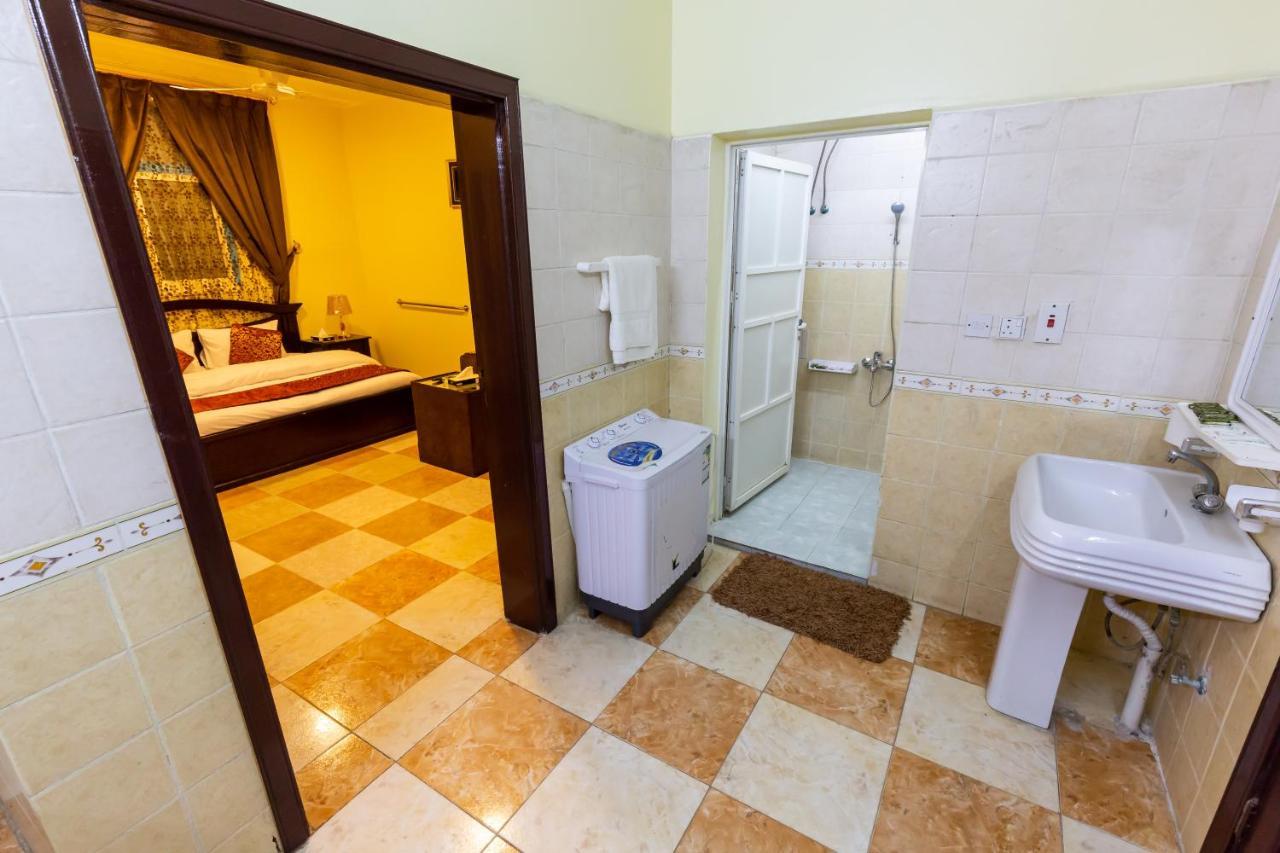 Al Eairy Furnished Apartments - Al Bahah 3 Kültér fotó