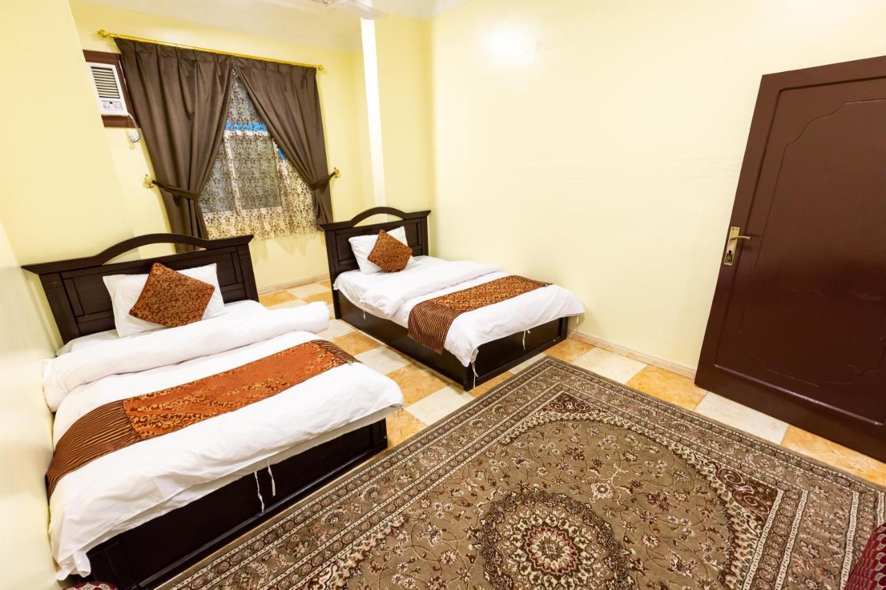 Al Eairy Furnished Apartments - Al Bahah 3 Kültér fotó