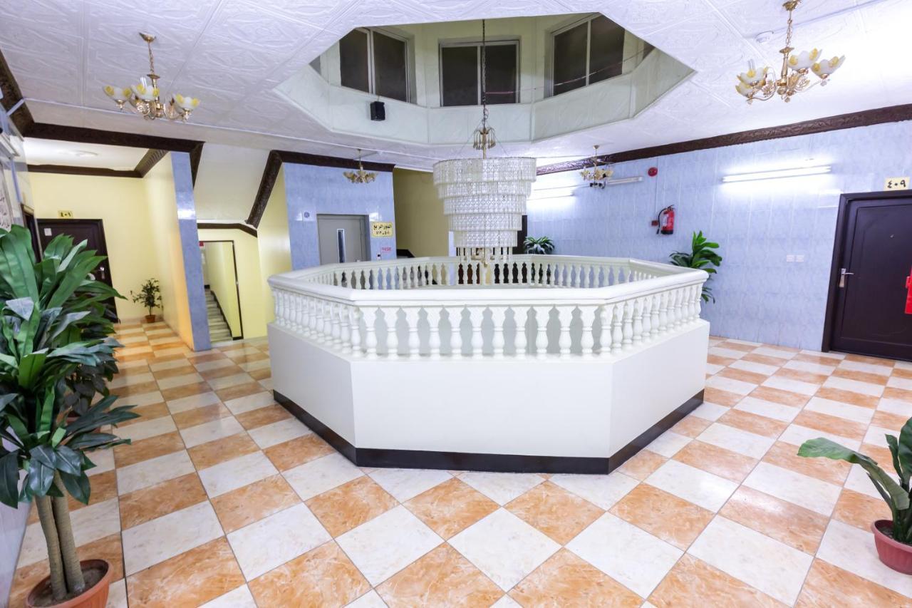 Al Eairy Furnished Apartments - Al Bahah 3 Kültér fotó