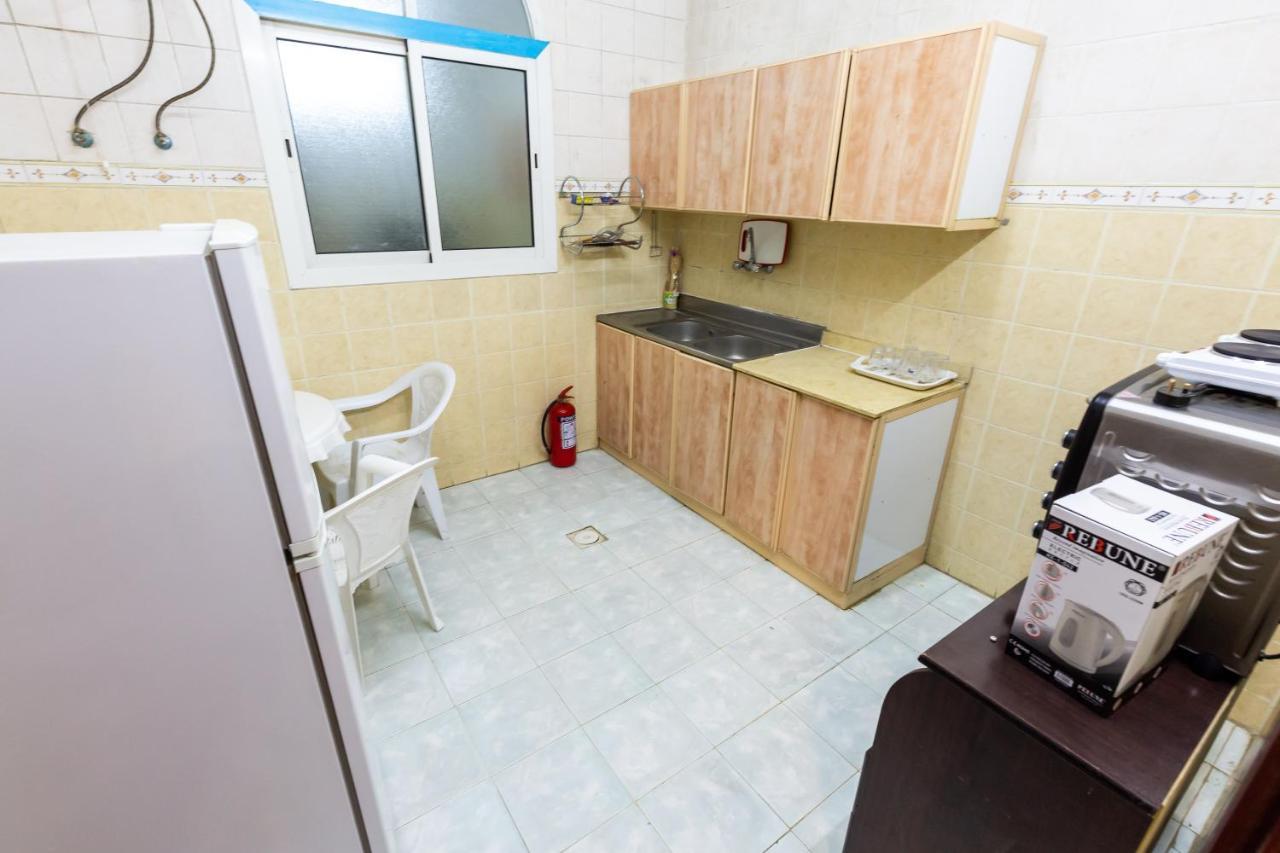 Al Eairy Furnished Apartments - Al Bahah 3 Kültér fotó