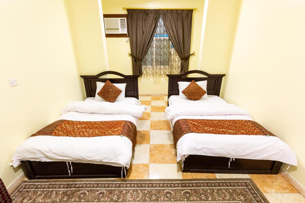 Al Eairy Furnished Apartments - Al Bahah 3 Kültér fotó
