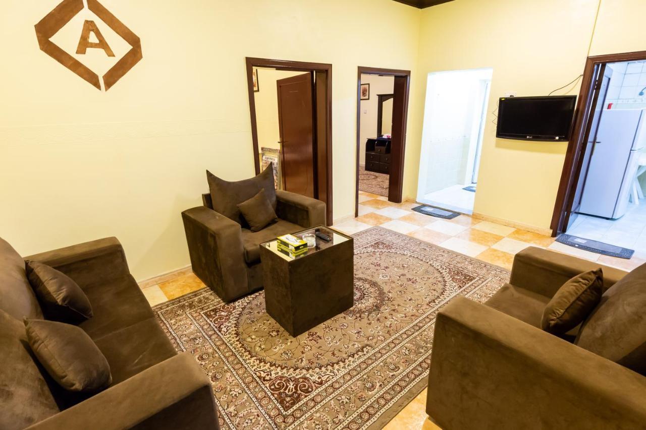 Al Eairy Furnished Apartments - Al Bahah 3 Kültér fotó