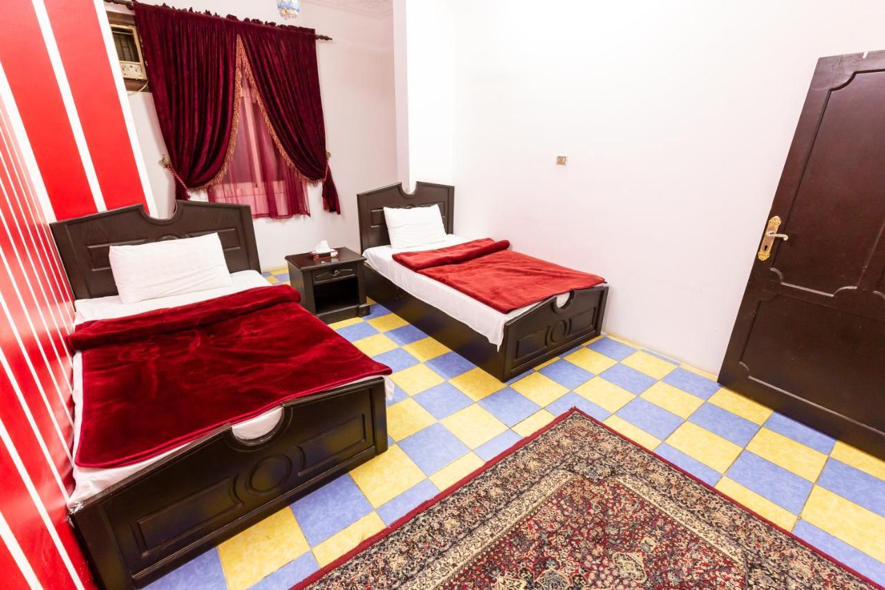 Al Eairy Furnished Apartments - Al Bahah 3 Kültér fotó